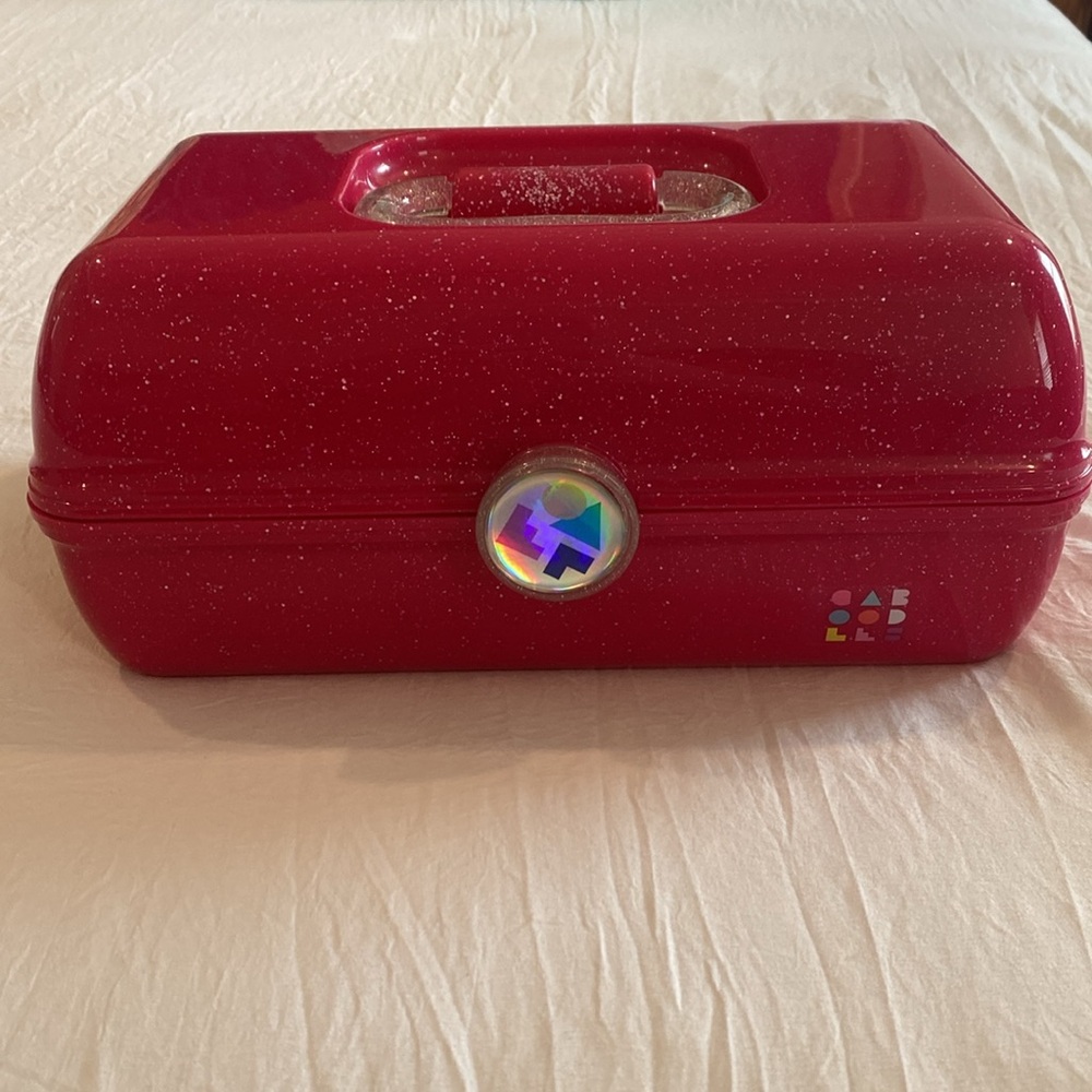 Pink makeup box!